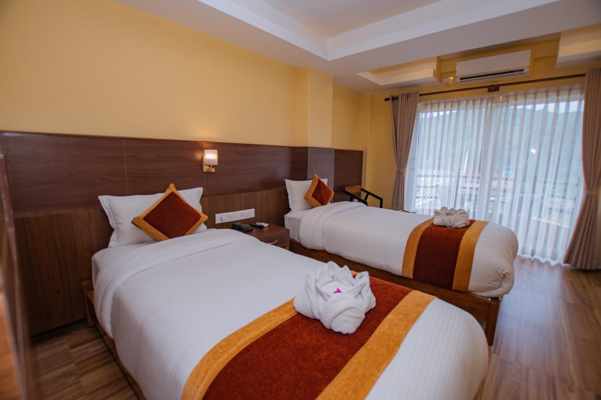 Hotel Hidden Kingdom Pokhara Exterior photo