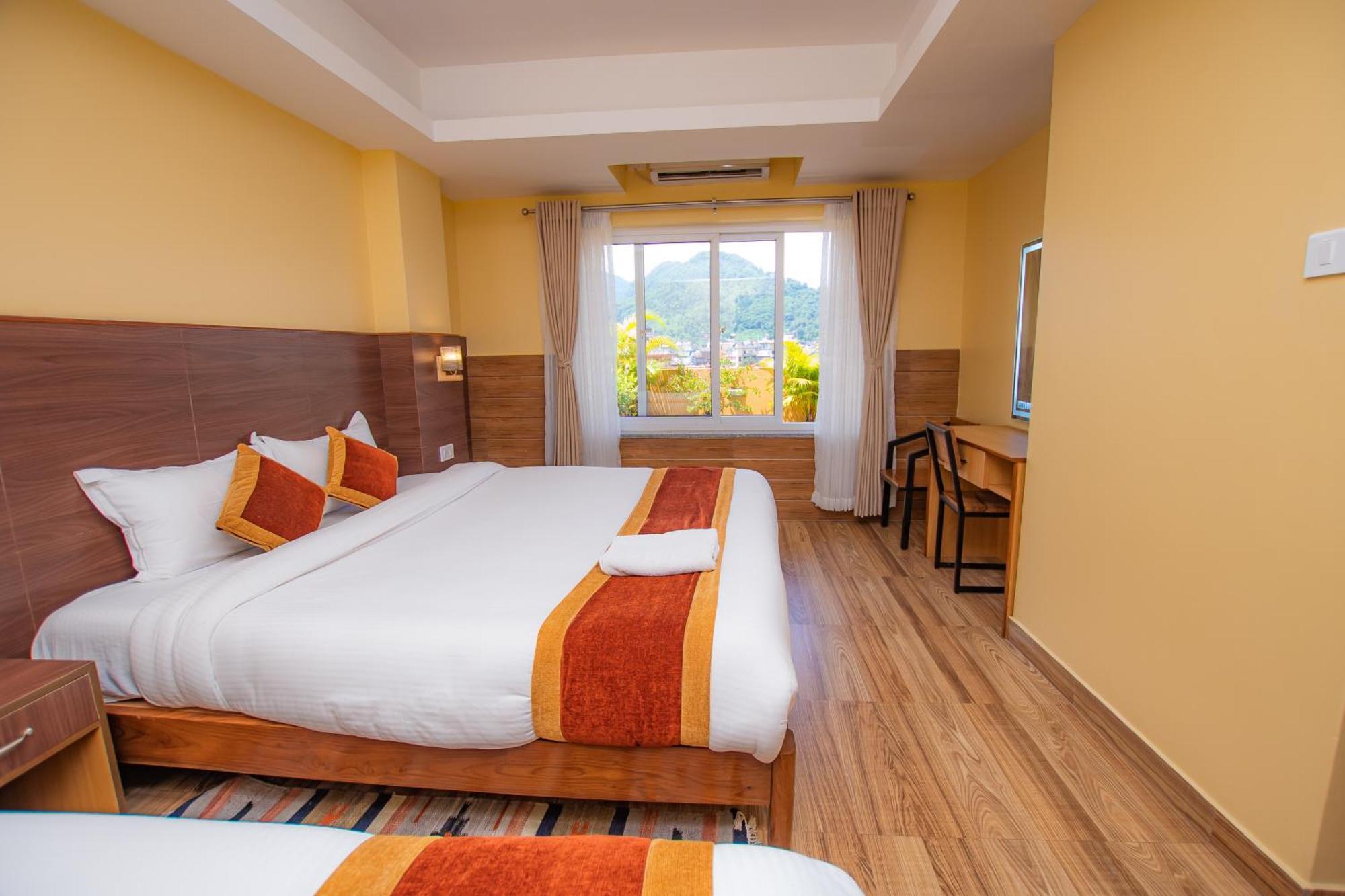 Hotel Hidden Kingdom Pokhara Exterior photo