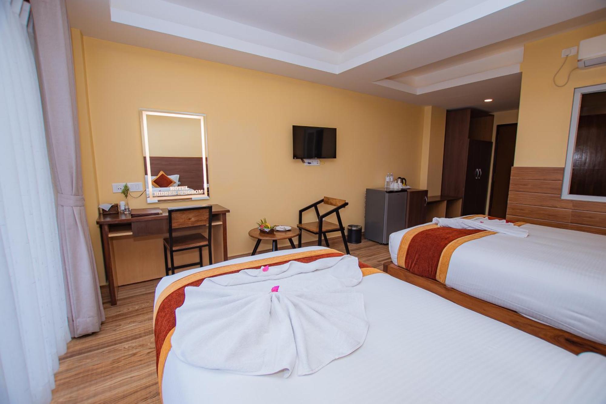 Hotel Hidden Kingdom Pokhara Exterior photo
