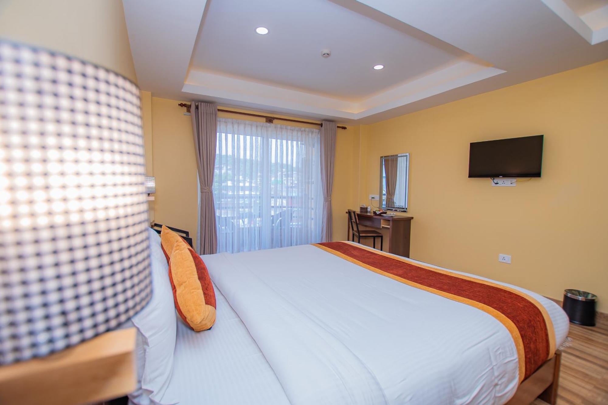 Hotel Hidden Kingdom Pokhara Exterior photo