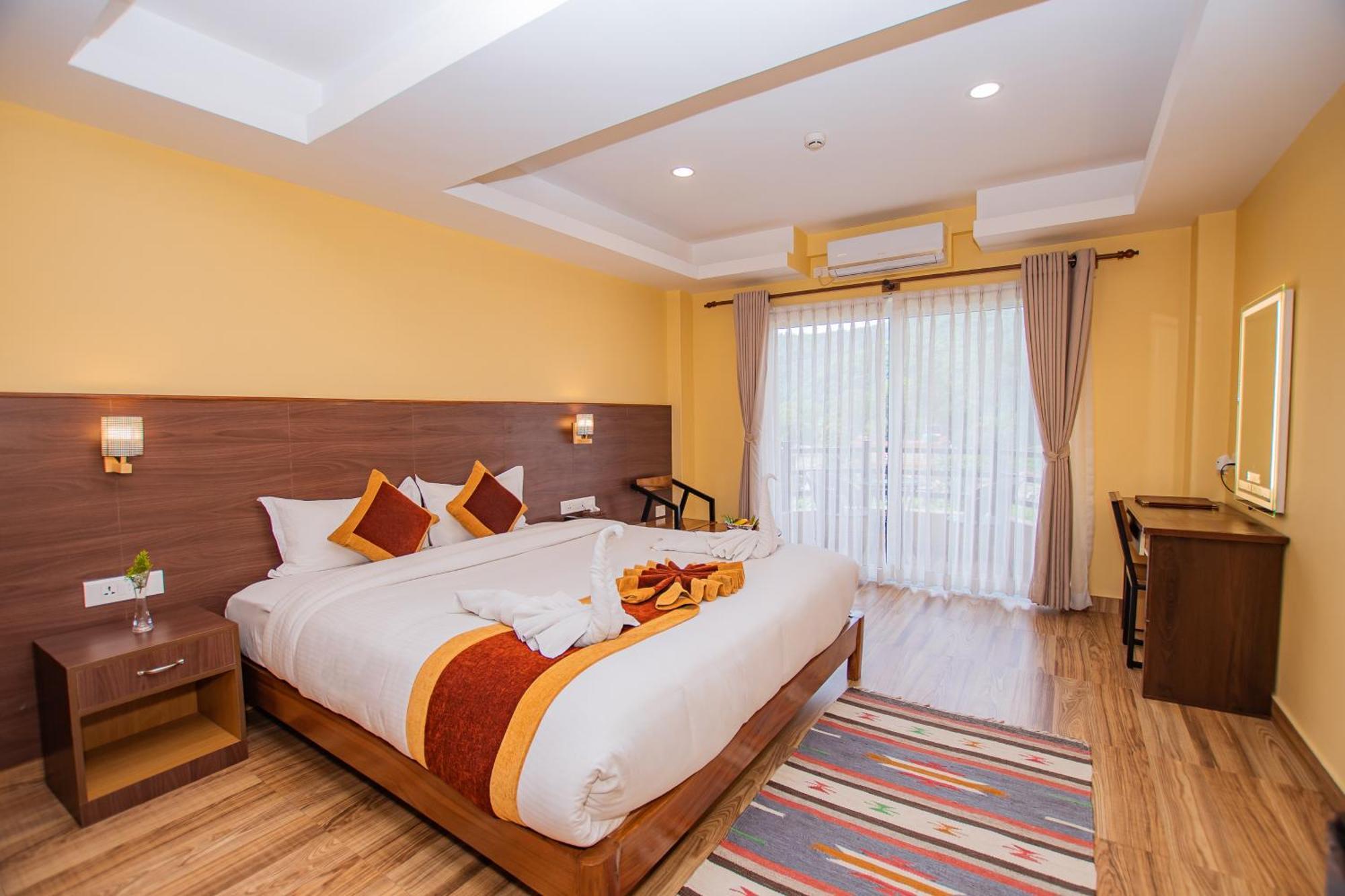 Hotel Hidden Kingdom Pokhara Exterior photo