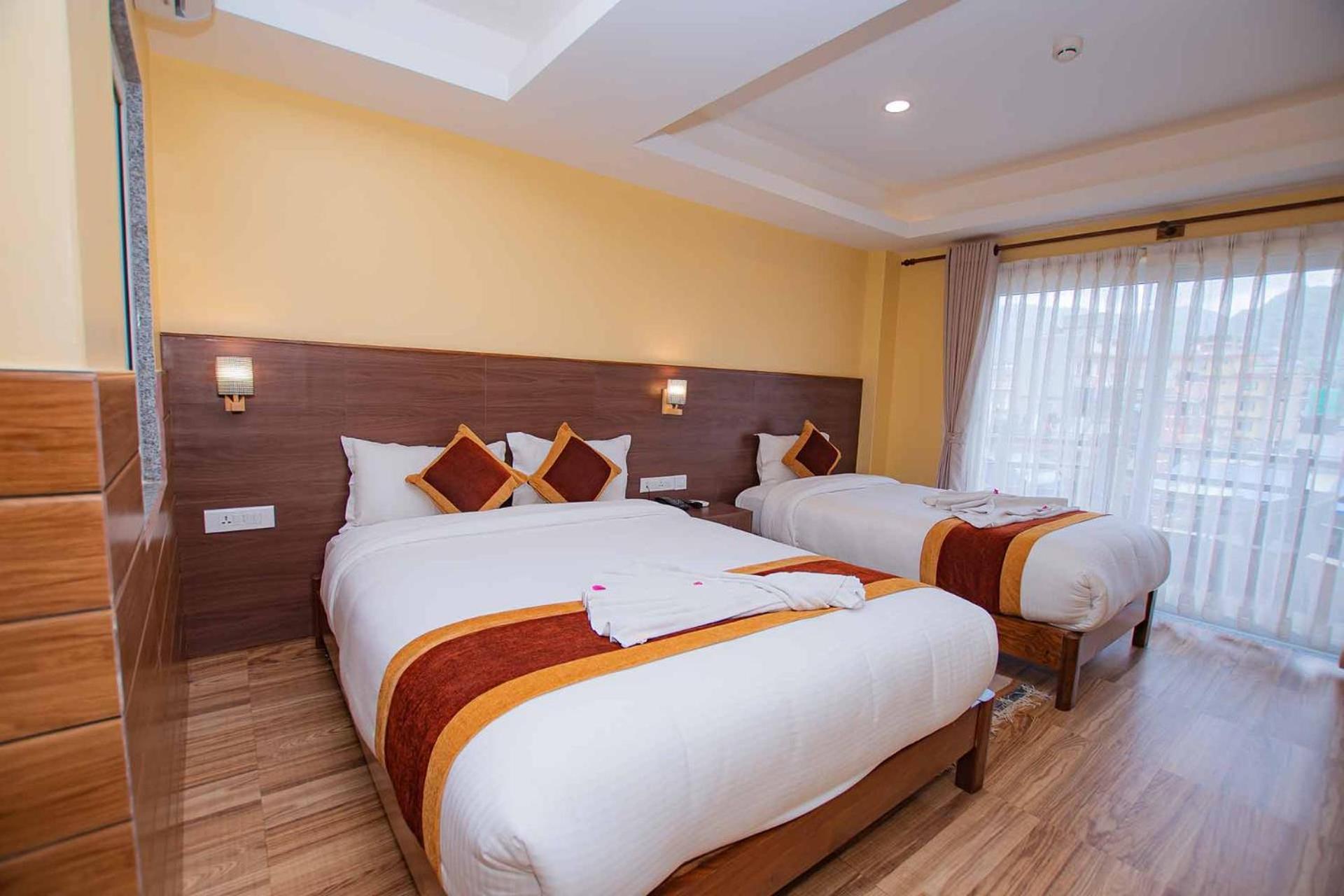 Hotel Hidden Kingdom Pokhara Exterior photo
